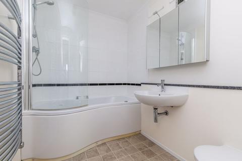 88 Greenacres, Brighton, BN1 6HR