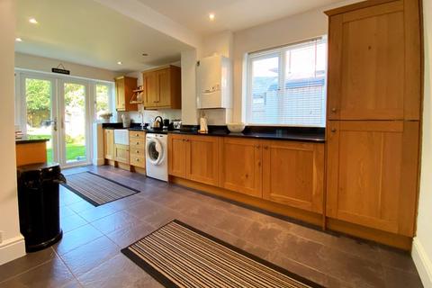Bokenvar Barrack Road, Exeter, EX2 6AB
