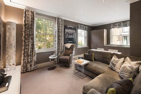 41 Wycombe Square, London, W8 7JD