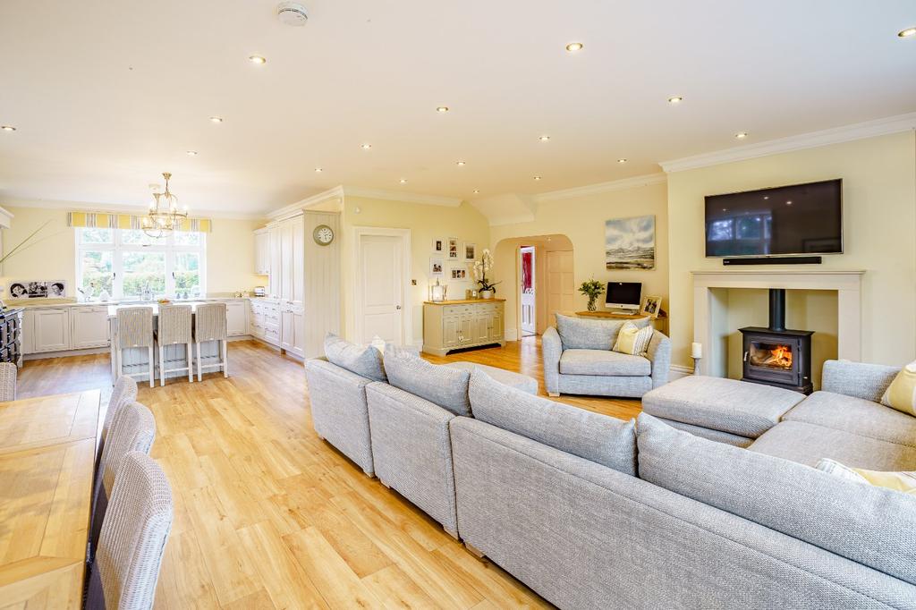 Kitchen/Sitting Room