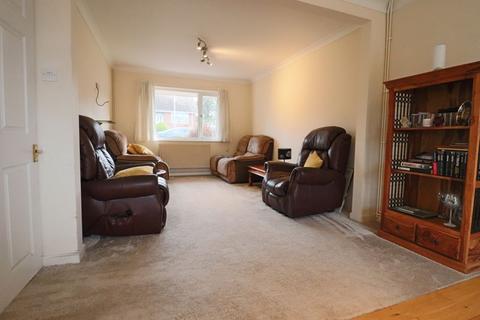 42 Merrifield Road, Lowestoft, NR33 7HB