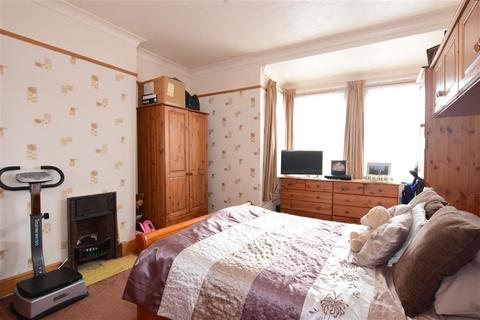 56 Mayfield Road, Gravesend, DA11 0JP