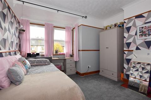 56 Mayfield Road, Gravesend, DA11 0JP