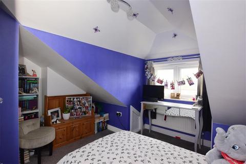 56 Mayfield Road, Gravesend, DA11 0JP