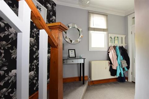 56 Mayfield Road, Gravesend, DA11 0JP