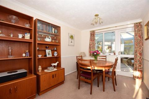 21 Elmbourne Drive, Belvedere, DA17 6JE