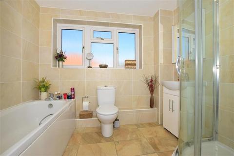 21 Elmbourne Drive, Belvedere, DA17 6JE