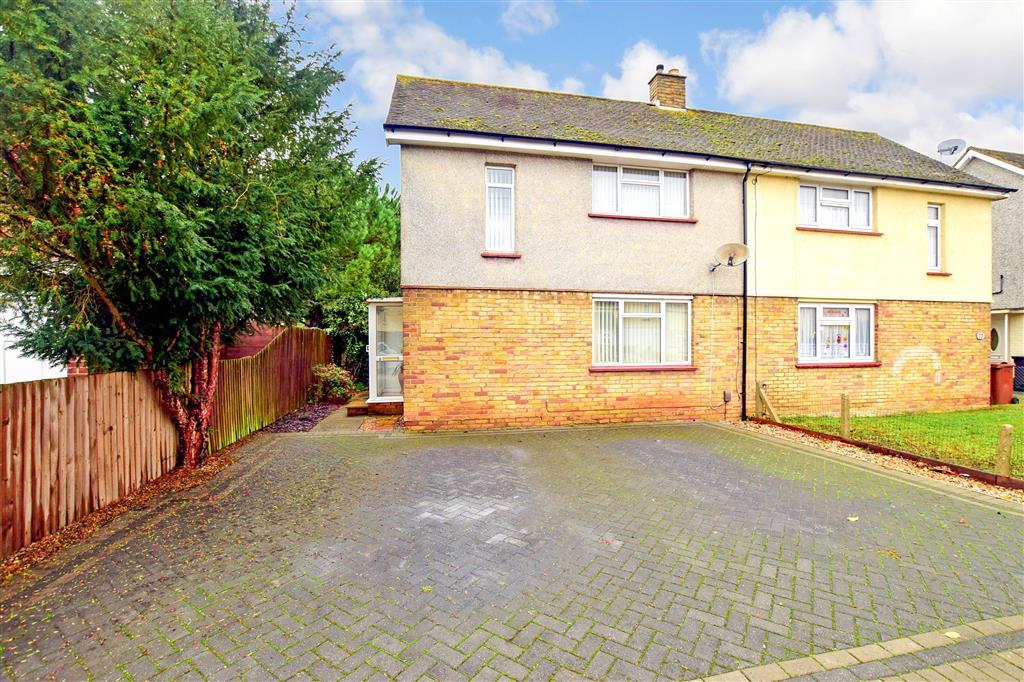 Codrington Crescent, Gravesend, Kent 2 bed semidetached house £275,000