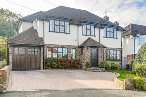 40 Sanderstead Hill, South Croydon, CR2 0HA