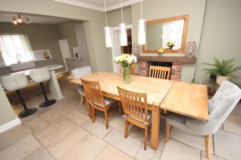Pine Lodge Fernbrook Road, Penmaenmawr, LL34 6EG