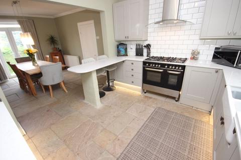 Pine Lodge Fernbrook Road, Penmaenmawr, LL34 6EG
