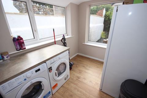 Pine Lodge Fernbrook Road, Penmaenmawr, LL34 6EG