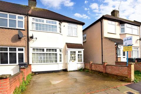 14 Savoy Road, Dartford, DA1 5AW