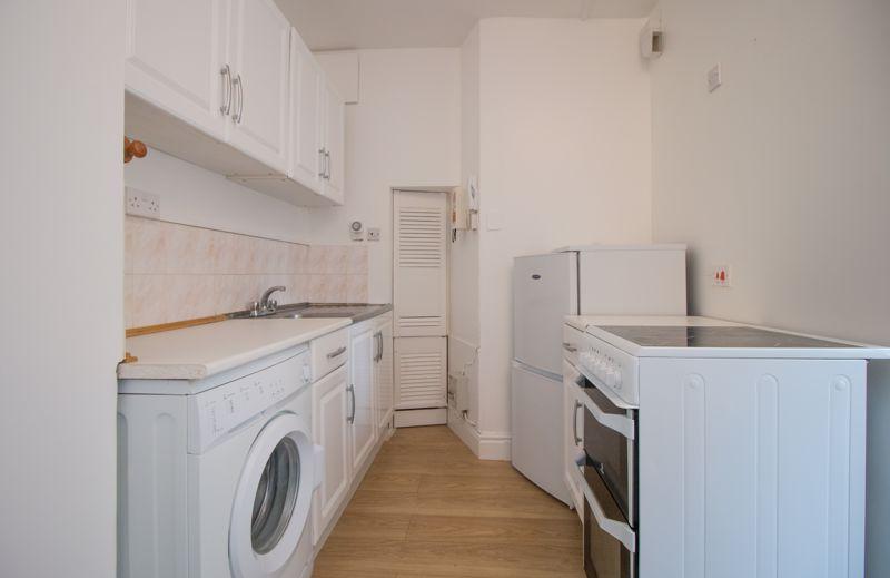Flat 12 Lyndley...