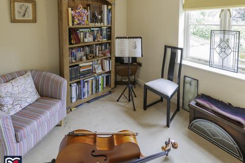 Buttercup Cottage Bliss Lane, Flore, Northampton, NN7 4LJ