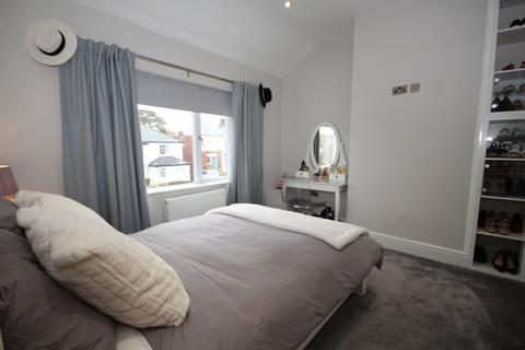 113 Dalewood Road, Sheffield, S8 0EE