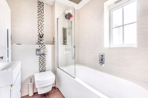 6 Tilia Close, Sutton, SM1 2XG