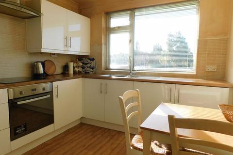 68 Severn Road, Oadby, Leicester, LE2 4FZ