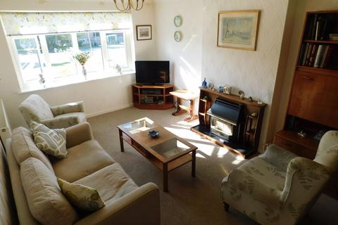 68 Severn Road, Oadby, Leicester, LE2 4FZ