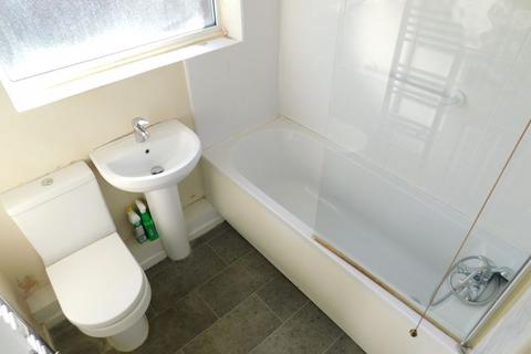 68 Severn Road, Oadby, Leicester, LE2 4FZ