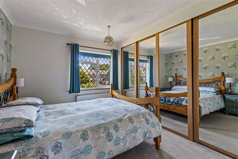 6 Chapmans Close, Challock, Ashford, TN25 4AX