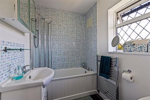 6 Chapmans Close, Challock, Ashford, TN25 4AX