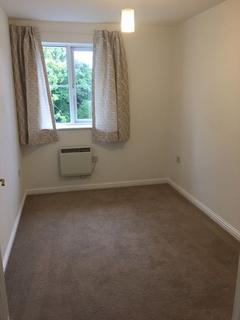2 bedroom flat to rent, Princes Gate, High Wycombe HP13