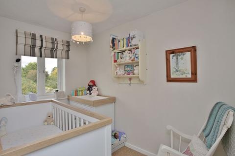 6 Hodgson Close, Fritwell, Bicester, OX27 7QB