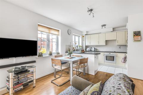 37 School Meadow, Guildford, GU2 8GY