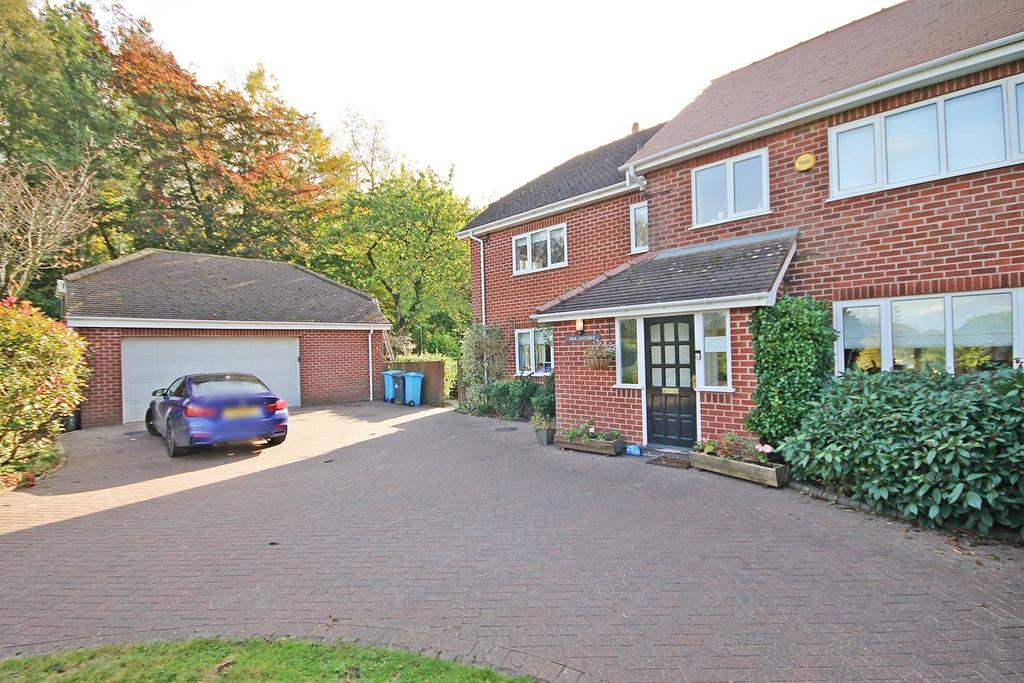Newton Lane, Lower Whitley, Warrington, WA4 4 bed semidetached house