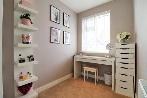 14 Castleton Avenue, Bexleyheath, DA7 6QU