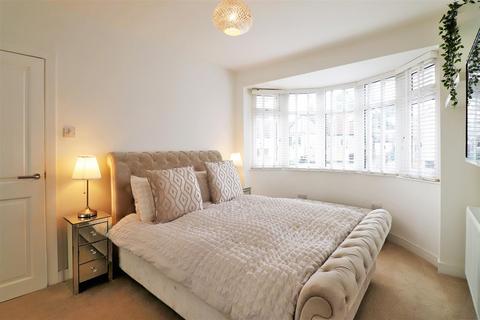 14 Castleton Avenue, Bexleyheath, DA7 6QU