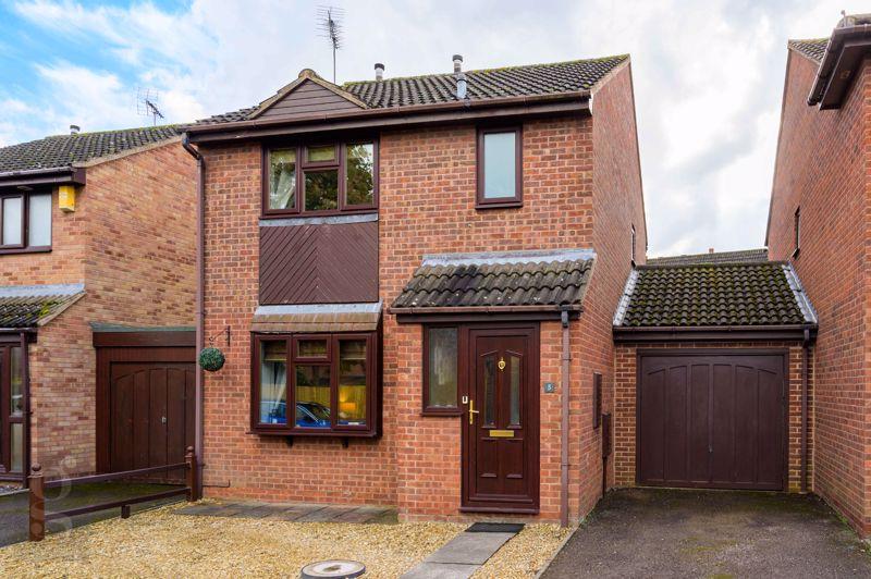 Doward Close, Victoria Park... 3 bed link detached house £257,500