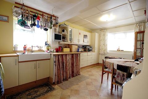 7 Elm Road, Shefford, SG17 5LD