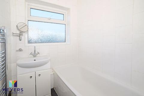 41 Cooper Dean Drive, Bournemouth, BH8 9LN