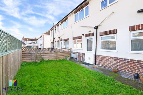 41 Cooper Dean Drive, Bournemouth, BH8 9LN
