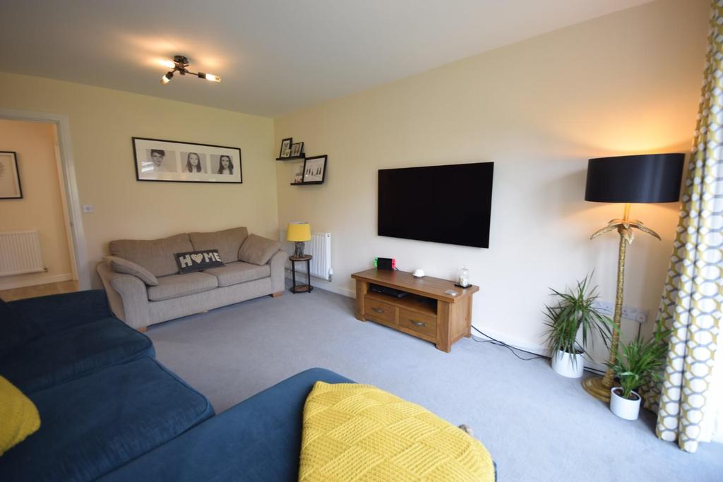 Lounge/sitting room