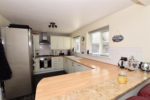 18 Barking Square, Sunderland, SR5 4RF