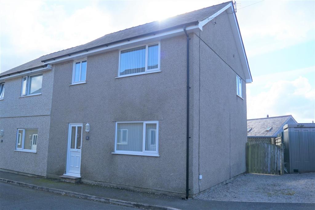 Maes Hyfryd, Llanaelhaearn, Caernarfon 3 bed semidetached house £500