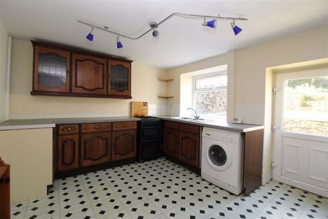 94 Buxton Road, Furness Vale, High Peak, SK23 7PF