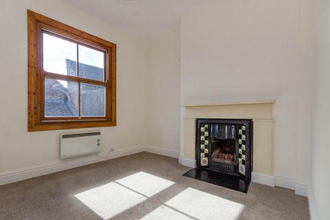 18b High Street, Boroughbridge, York, YO51 9AW