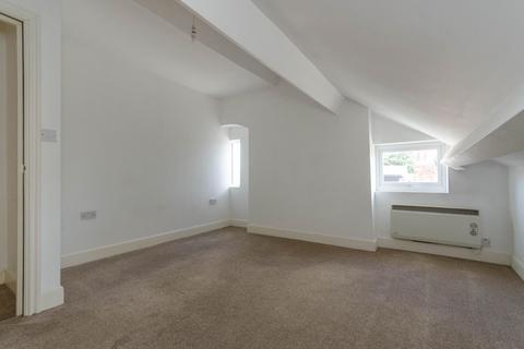 18b High Street, Boroughbridge, York, YO51 9AW