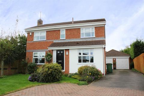 25 Oaklands Drive, Willerby, Hull, HU10 6BJ