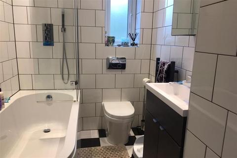 44 Thorpe Crescent, London, E17 5BY