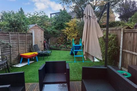 44 Thorpe Crescent, London, E17 5BY