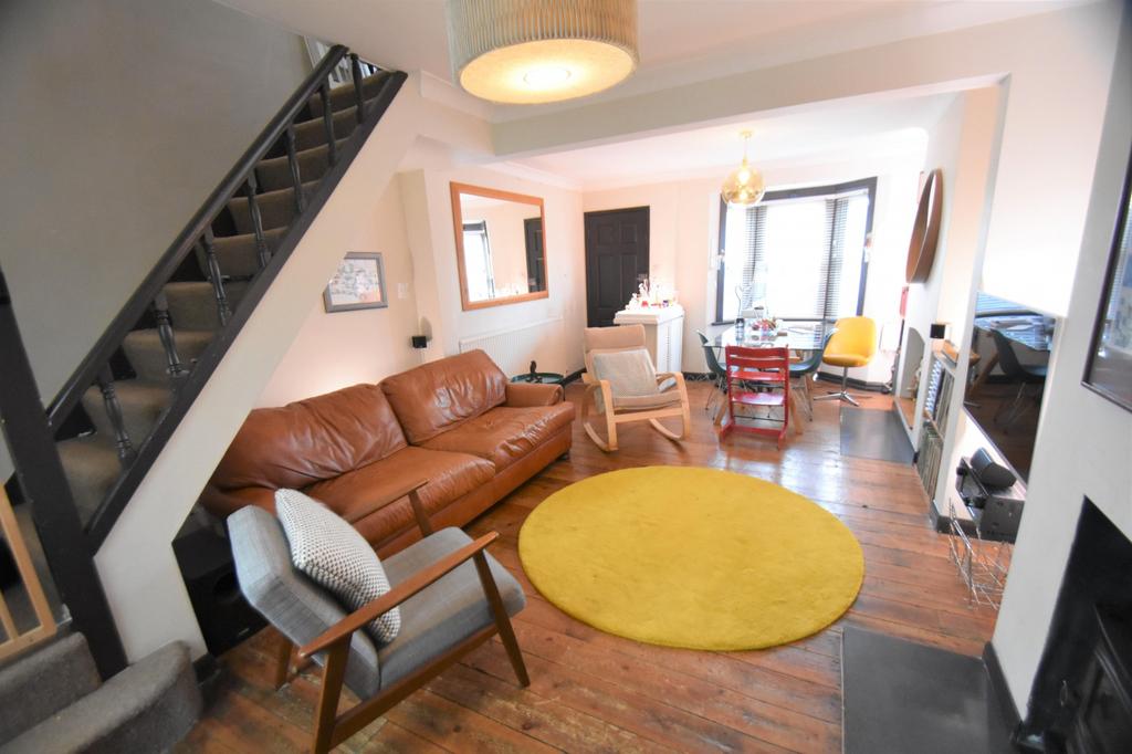 Living/Dining Room