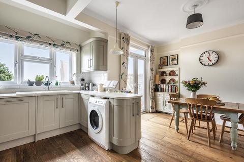 46 Arrol Road, Beckenham, BR3 4PA