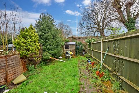 76 Cecil Road, Gravesend, DA11 7DG