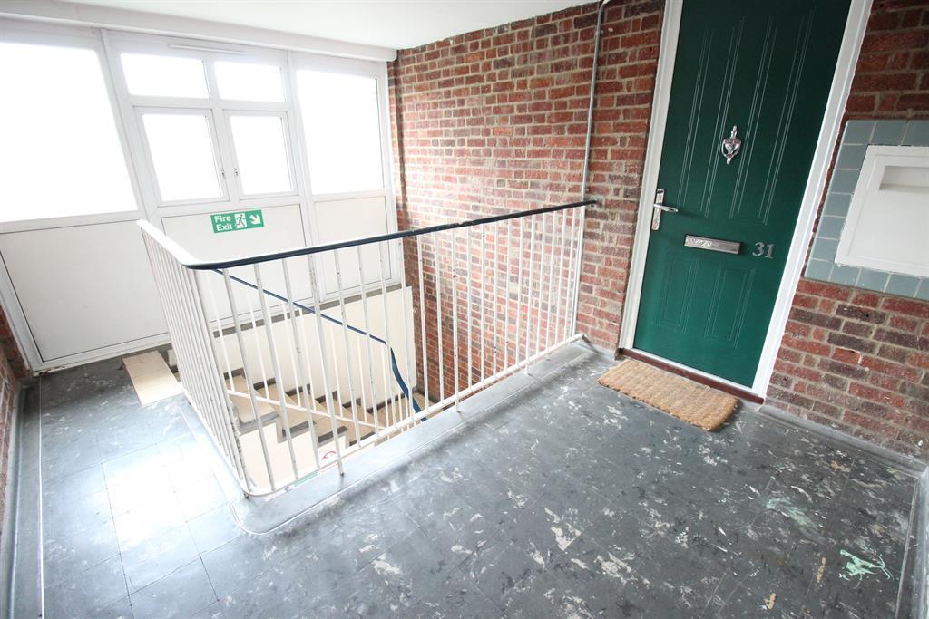 Communal landing