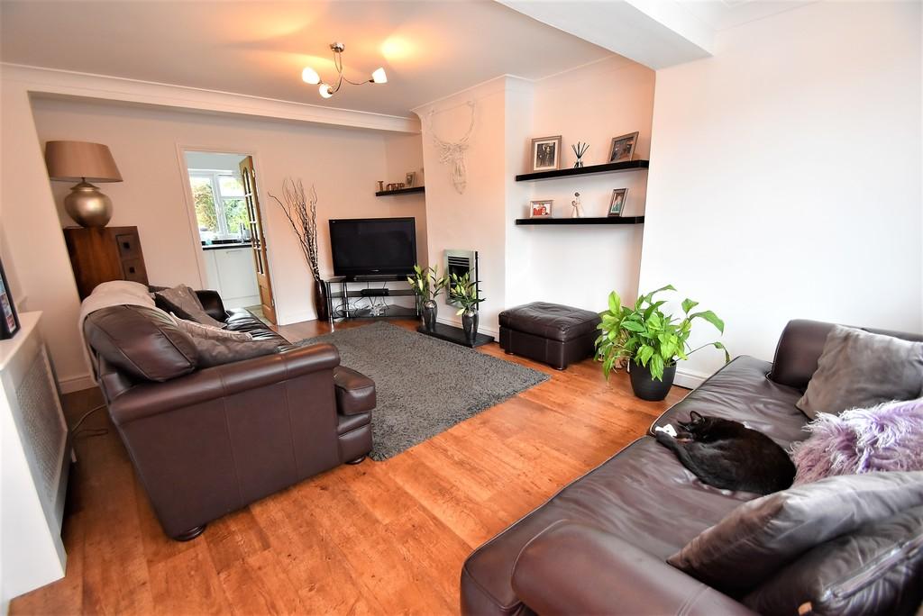 Thornbera Road, Stortford 3 bed semidetached house £515,000